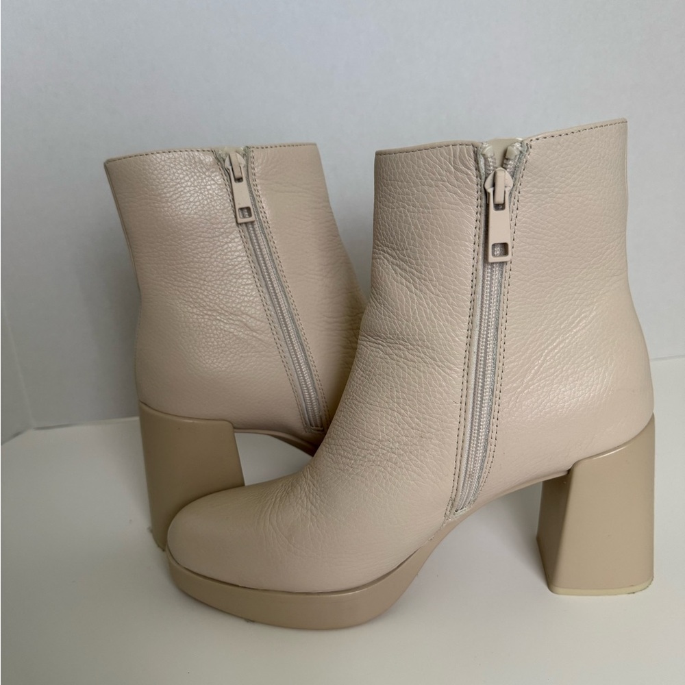 Naturalizer Cream Platform Block Heel Ankle Boots - Picture 6 of 6